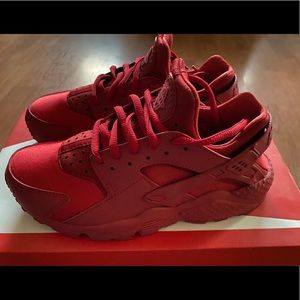 Women’s Nike Huarache